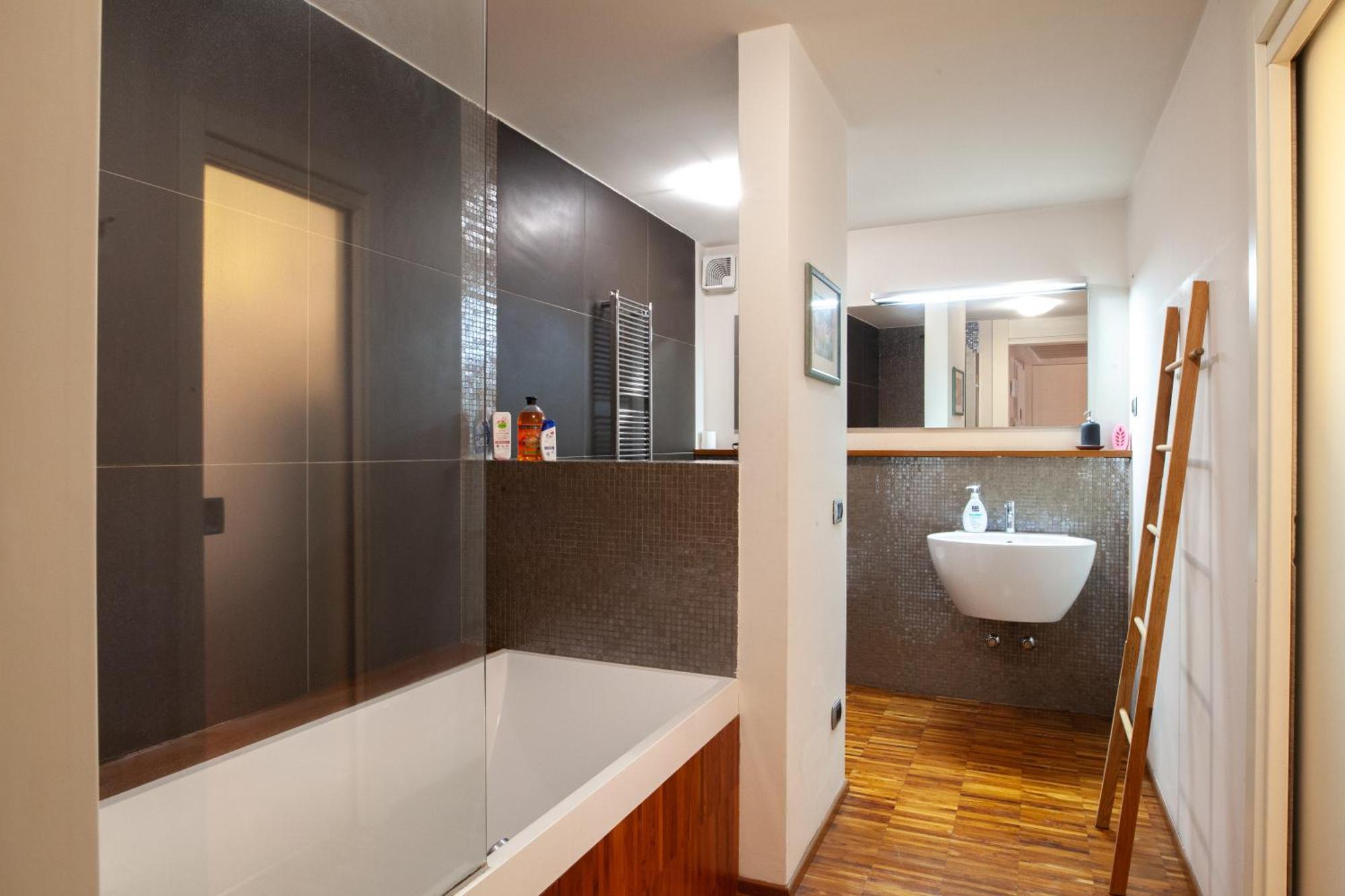 Navigli Design Apartment With Balcony ميلان المظهر الخارجي الصورة
